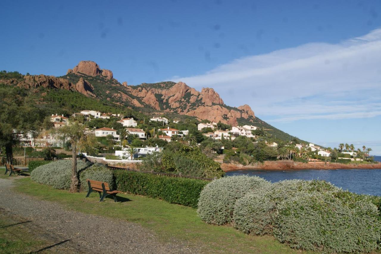 "Location Vue Mer Et Esterel", Cap Esterel Agay-Saint Raphael, T2, Piscines, Parking, Wifi Leilighet Eksteriør bilde